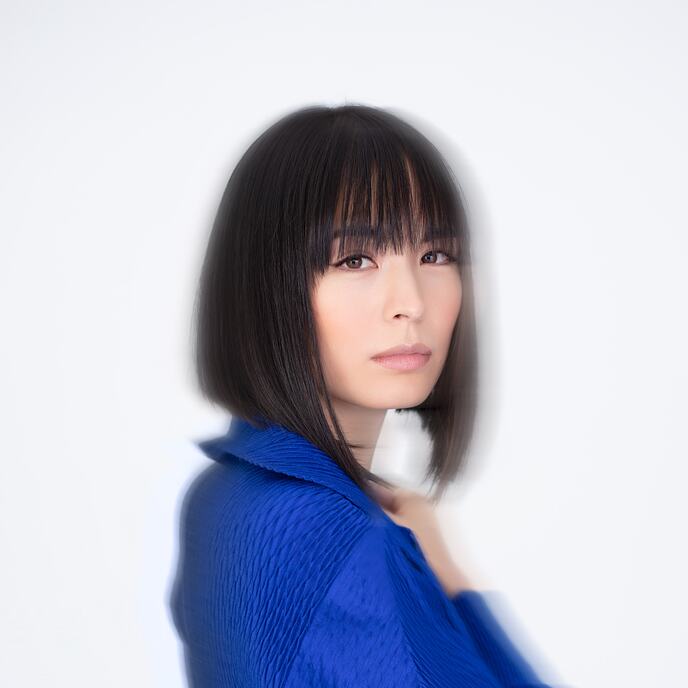 Tonight! In her multimedia reimagining of the piano recital, <a href="/AliceSaraOtt/">Alice Sara Ott</a> illuminates Chopin’s bewitching and elusive 24 Preludes with piano gems at <a href="/southbankcentre/">Southbank Centre</a> with an innovative video installation.
 ow.ly/9K1H50GAO9E