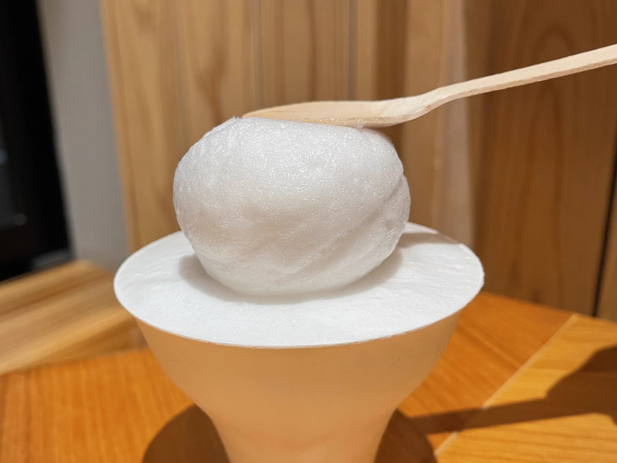 ふんわり＆ぷるぷる食感！福岡県・石村萬盛堂の店内工房で作る「つるのこのこ」が美味しすぎる！