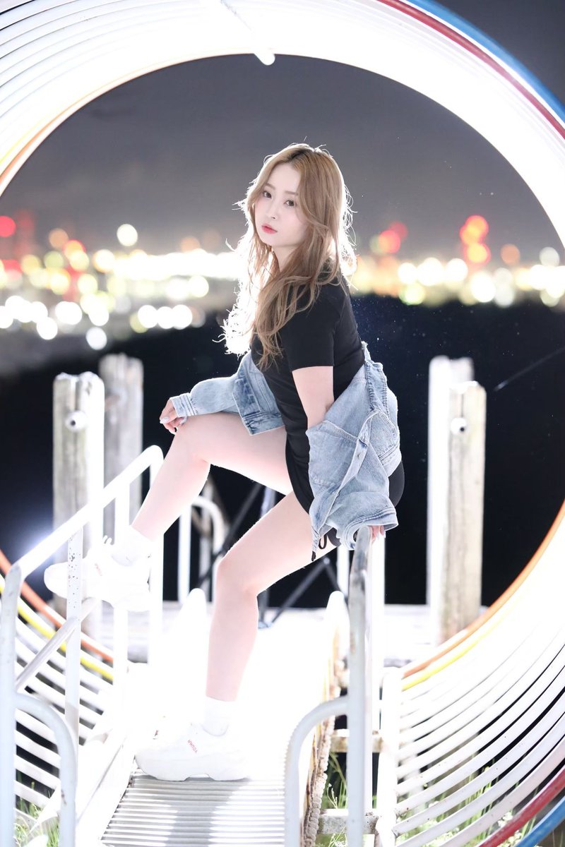 chiho_18's tweet photo. #美脚 #ポートレートモデル #撮影 #岡山被写体 #ポートレート #写真好きな人と繫がりたい #被写体モデル #Japanese #JAPAN #fashion  #Japanesegirl #OKAYAMA #Kステ2021 #photo #portrait #portraitphotography #東京カメラ部 #ポトレ撮影隊 #ミクチャ #sexy #selfie #photogenic #blue #拡散希望 https://t.co/QUJEEa6wy1