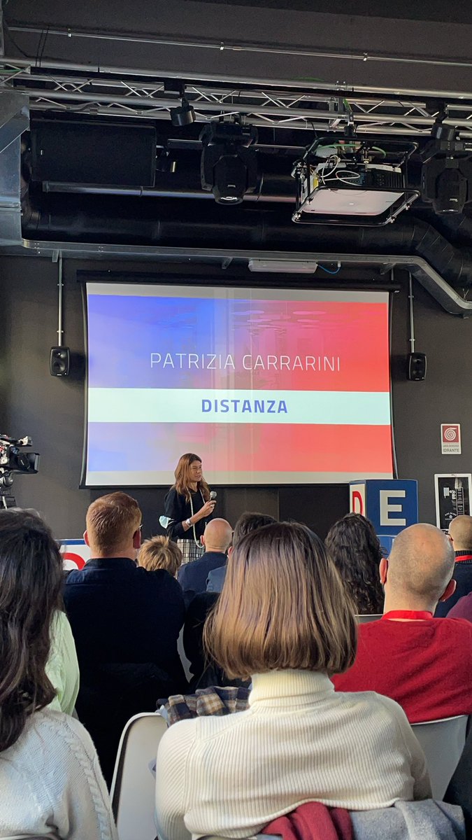casentinimarc's tweet photo. @patcarrarini ci porta: distanza!
#ED21
@you_trend https://t.co/piuUFiCmds