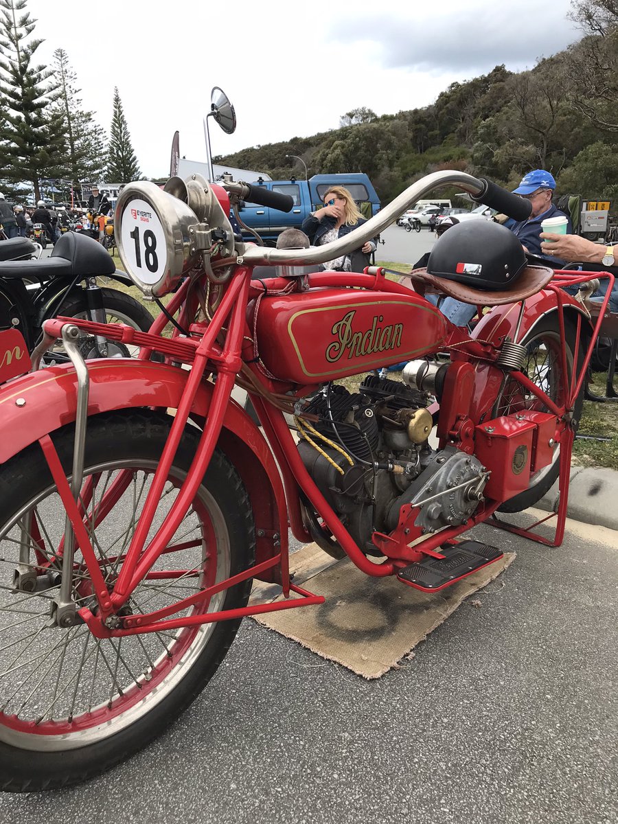 RobertBalloch's tweet photo. Just a collection ole time classics Vintage Albany Hill climb #AVMCC https://t.co/aXUZwsH9Cl