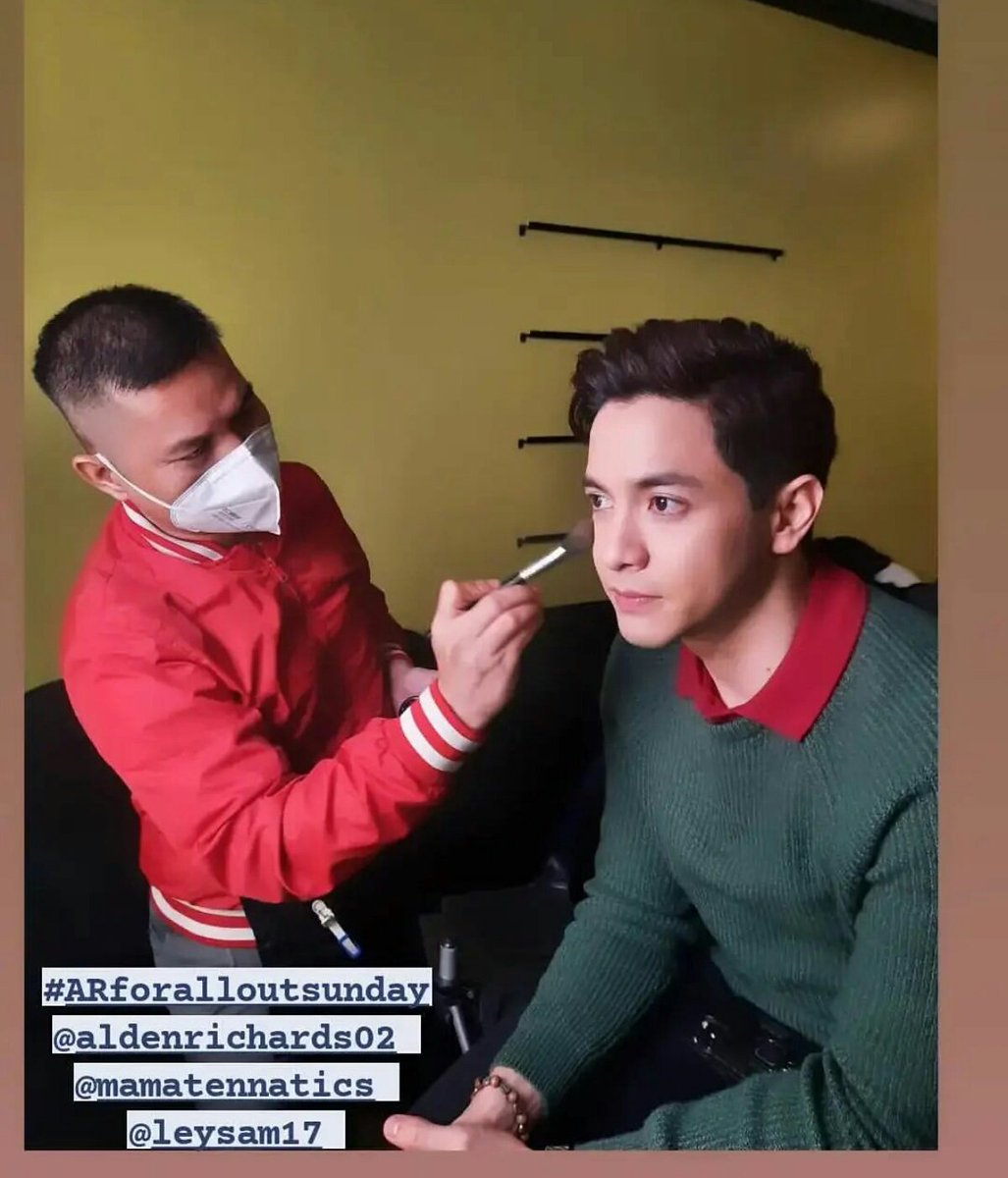 Curls_yammy's tweet photo. Hello Handsome, you make my heart melt.

@aldenrichards02
#AldenRichards 
#AOSSuperNovember 
📷ctto https://t.co/Z2qdgJyGnr