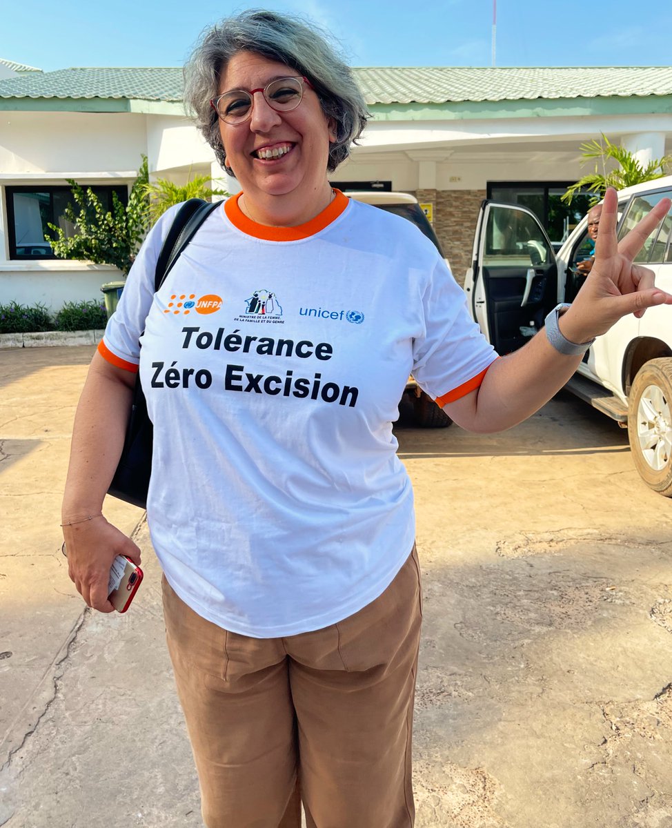 UNFPA_WCARO's tweet photo. @GPtoEndFGM UNFPA-UNICEF Joint Programme to Eliminate Female Genital Mutilation: Visit to Programme Sites in the Senegambia Region #Kolda #Vélingara
 #PutYoungPeopleFirst #EnDFGM #YouthEndFGM #SpotlightInitiative #FGMConsultation #TouchePasAmaSoeur https://t.co/IG95ukoQXx