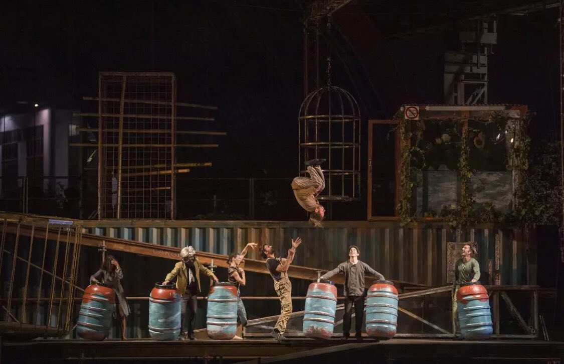 magdaclan's tweet photo. We can’t wait to see you all in #Bruxelles! ✨

weLAND - a journey to a new ERA.
#ClimateOfChange Tour - Bruxelles
10, 11, 12, 13 november 
19:30, Tour Taxi

Free entrance, registration on Eventbrite

#belgium #contemporarycircus 
photo : Gustavo Lopes Pereira/Âmago https://t.co/Hf41qNZ3dD