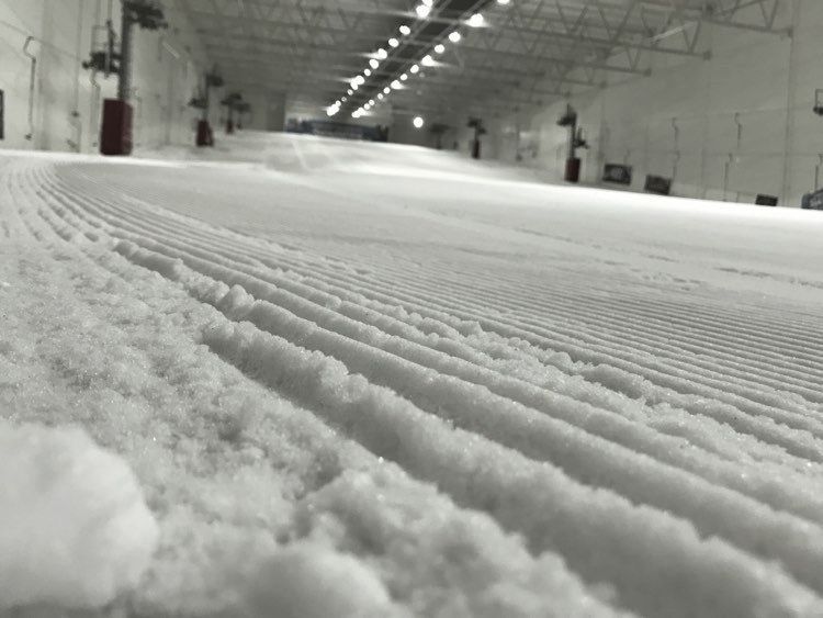 Snow_Factor's tweet photo. Snow makes us happy!
Here's a recent pick of our slope freshly groomed! Lot's more snowmaking to come. #makeitsnow #snowfactor #skiing #snowboarding https://t.co/hGjjXjGzGZ