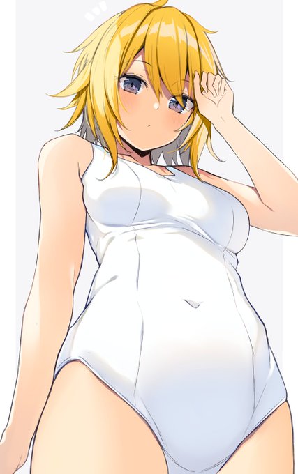 白スク水の上から見るお腹も良いと思いませんか👀
#いいおなかの日 #いいお腹の日 