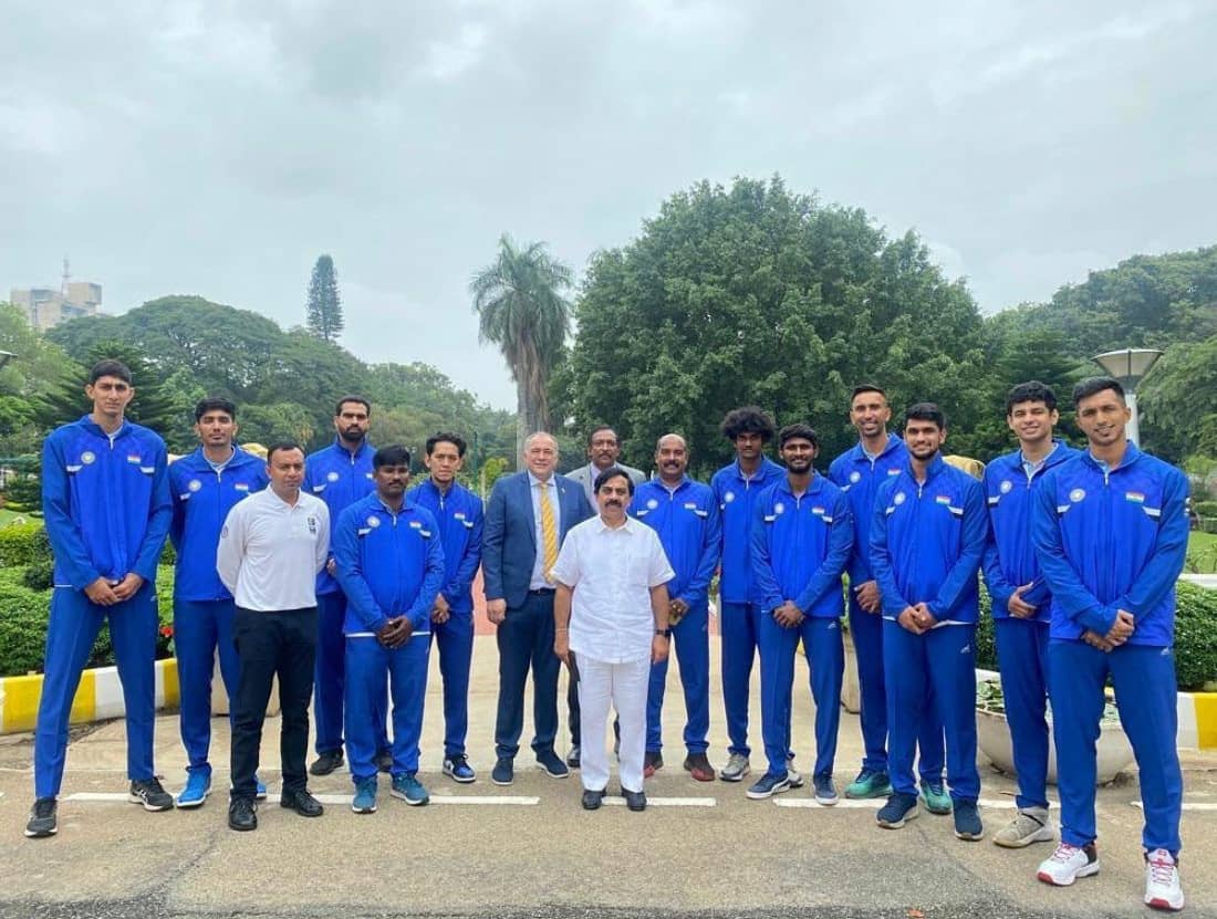 gill_amjyot's tweet photo. We're back on the road for the SABA Championship, Dhaka 🇧🇩 Let's gooo ✈️

Wish us luck guys  #IndiaBasketball 
#WaheguruMaherKare🙏 https://t.co/NhqRvoR2WP