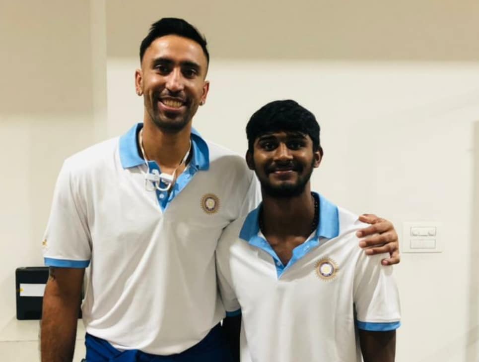 We're back on the road for the SABA Championship, Dhaka 🇧🇩 Let's gooo ✈️

Wish us luck guys  #IndiaBasketball 
#WaheguruMaherKare🙏