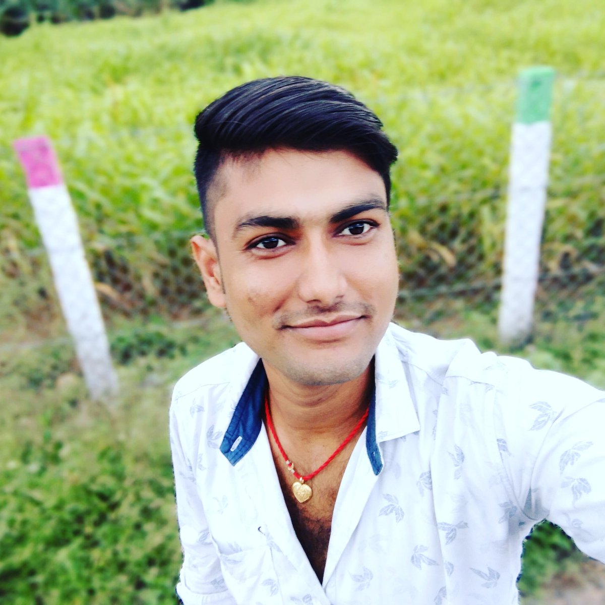 irohitroy1's tweet photo. #Simple_look https://t.co/zqBcz3OrKp