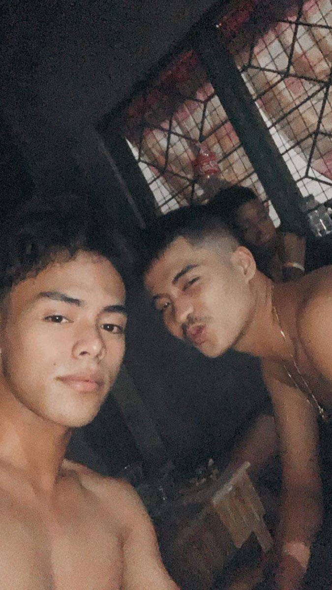 itslimmyy's tweet photo. Oh loko bagets https://t.co/gaONqIElRN