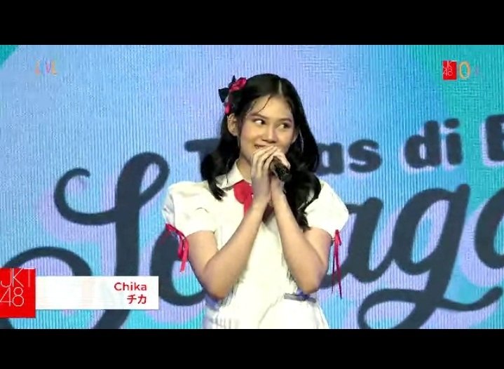 indywlndri's tweet photo. Halloo kakakk Yg selalu kerenn dan Ceriaa!
Terimakasih udh jdi diri sendiri yg apa adanyaa yg selalu bisa memberi energi utk semua fans dgn caranya sendiri🥰
Banggaa bgt bisaa kenal kakak!!
Semangat trss ya kak lovyuu! @Y_ChikaJKT48
#TunasDiBalikSeragamJKT48 https://t.co/FYW5BmC2kO