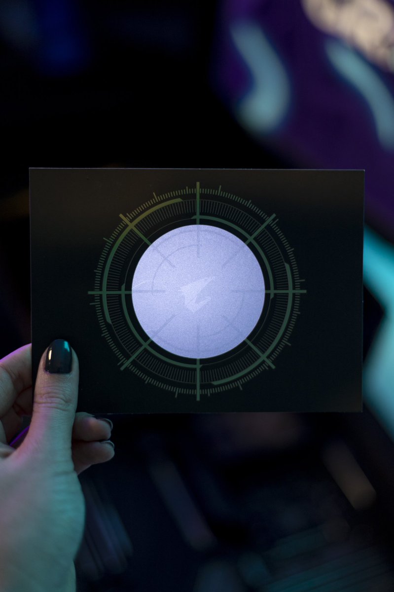 imfallfromgrace's tweet photo. Okay, this is one of the coolest reveal packages Iβve ever received! π€―
Shoutout to @AORUS_ANZ for the incredible creativity & for sending over the brand new (@IntelANZ 12th Gen ready) AORUS Z690 Master Mobo - this beauty will be coming to a build near you soon! π #aoruspartner https://t.co/pgsr0vaE7c