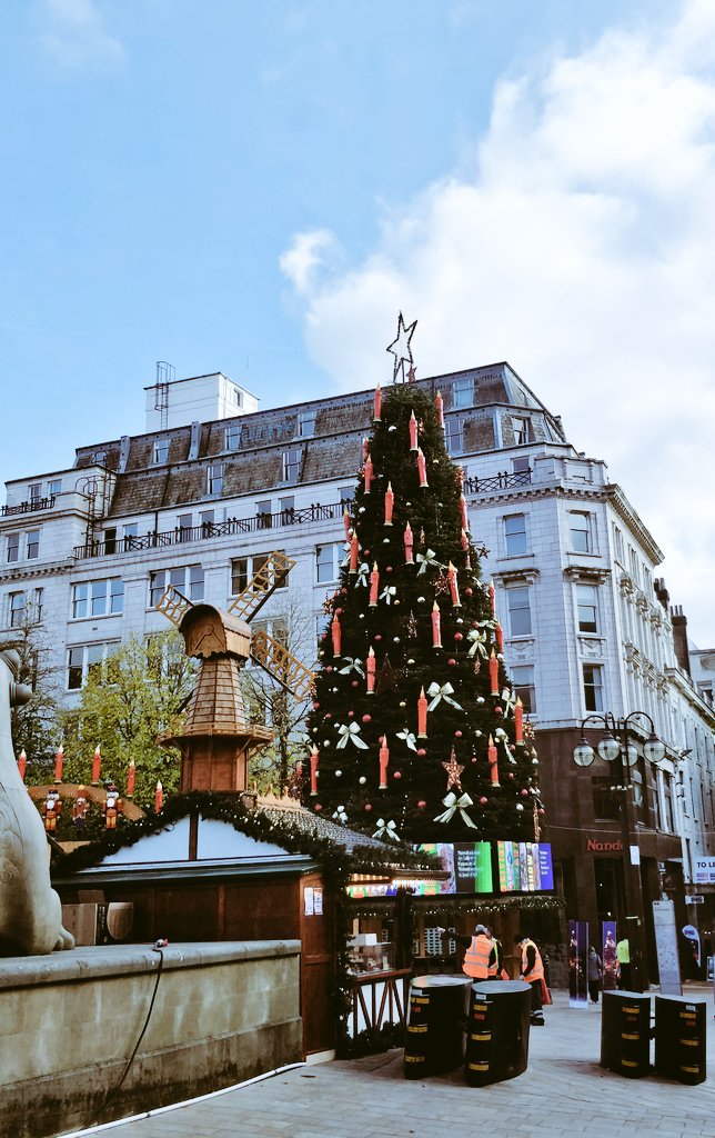 dorrego's tweet photo. Back to a Christmas-spirited Birmingham after an engaging and thought-provoking #ICTIC3! Thanks to @COlallaSoler and the M2C Lab team for organizing.
It was so nice to meet up with #TranslationStudies colleagues again! https://t.co/O7nhAU1Mxu