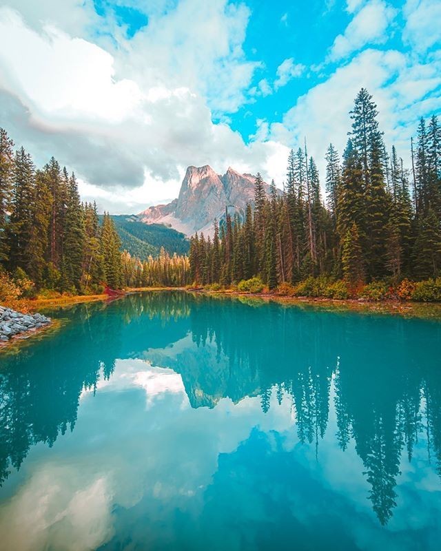 Aleksan52094351's tweet photo. Yoho National Park ,Canada! https://t.co/uLKsdJiALE