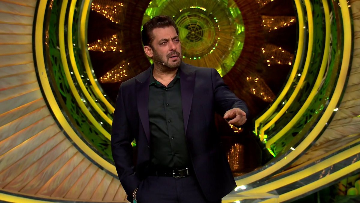 inshaammu's tweet photo. @BeingSalmanKhan ❤️❤️❤️❤️ Love u till my last breath ❤️
Proud to be ur fan ☺️
#BB15 #WeekendKaVaar https://t.co/JzrtfG4jCT