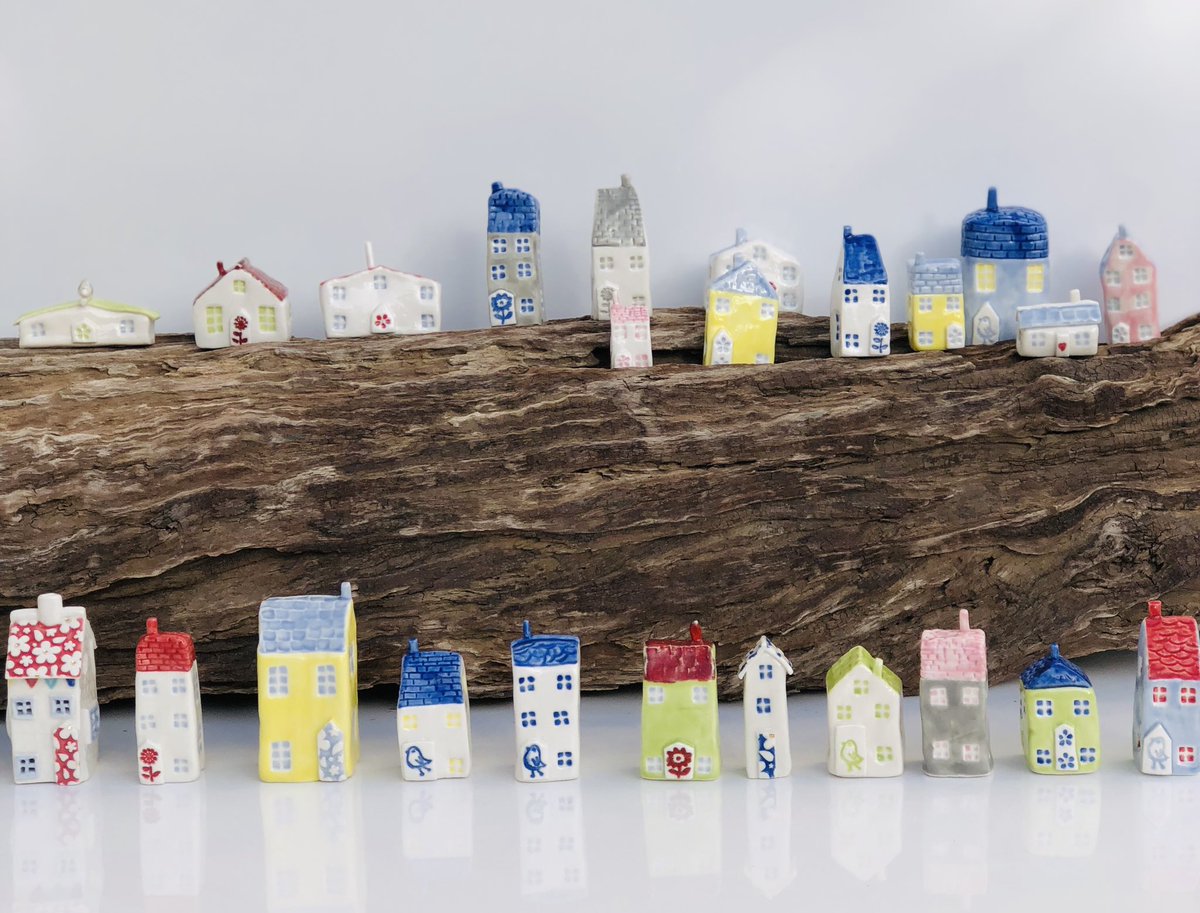 am_pottery's tweet photo. Introducing Tiddimouth, a new South West Devon Village #UKGiftAM #UKGiftHour #porcelain #smallhouses #Devon #shopindie #shoplocal @ExeXmasMarket https://t.co/cmFjP6uXQF