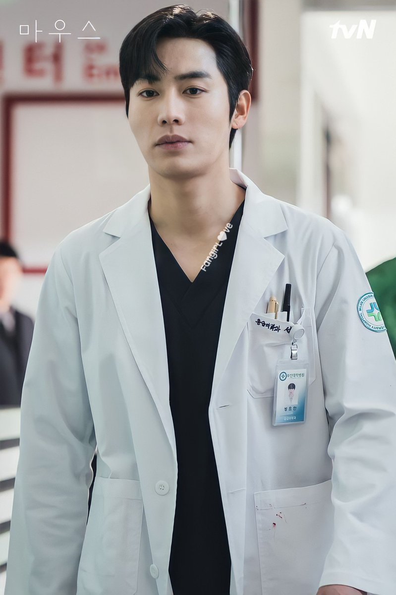 abbaeloves_'s tweet photo. Watched the Thriller Kdrama, #Mouse because of Lee Seung Gi but ended, falling in love with Dr. Sung Yo-han. ๐ฅบ๐๐
Now, it's Park Hyung Sik and 200 others. ๐ญ๐คฃ
#KwonHwaWoon #SungYoHan
#MoreOPPAMoreFun #FangirLoveDiaries https://t.co/StGtGl2j3K