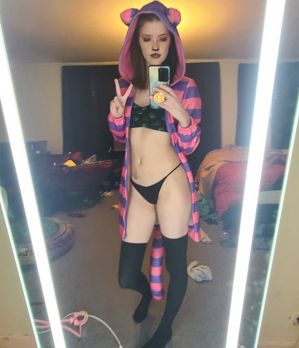 Happy belated Halloween. https://t.co/VPtMGBZ7GI<a href="/tag/website"class="tags"><span>#website</span></a><a href="/tag/adultwork"class="tags"><span>#adultwork</span></a><a href="/tag/longlegs"class="tags"><span>#longlegs</span></a><a href="/tag/contentcreators"class="tags"><span>#contentcreators</span></a>