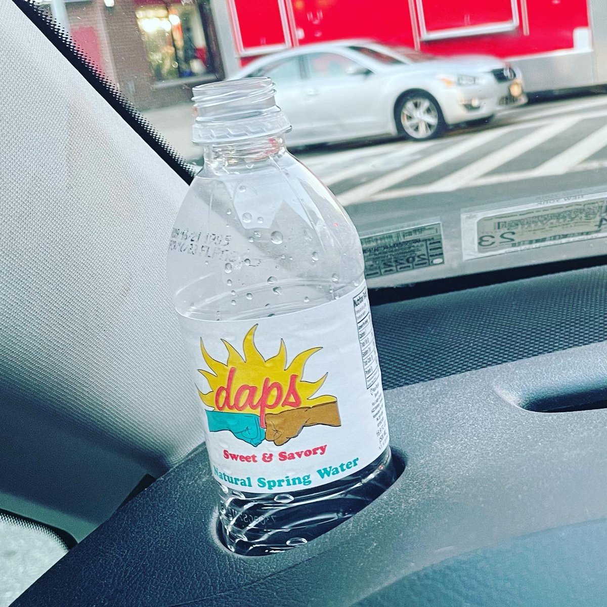 Dapseats tweet media