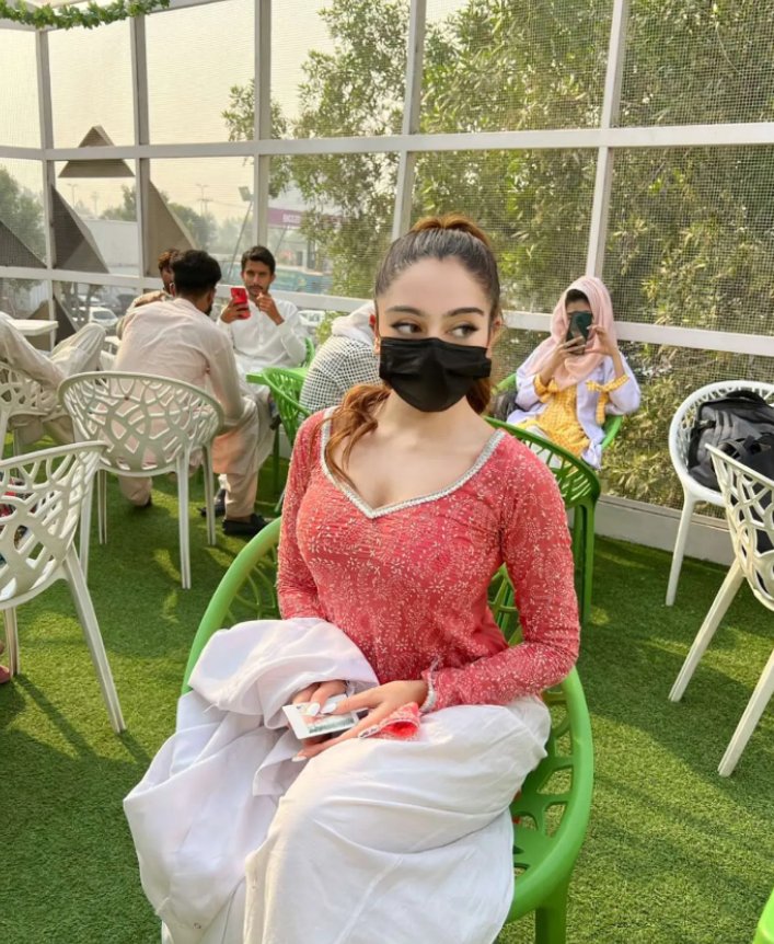 Fatima_fan09's tweet photo. Queen is working so hard 😩 #inspiration #FatimaTahir https://t.co/gOhErVwnPK