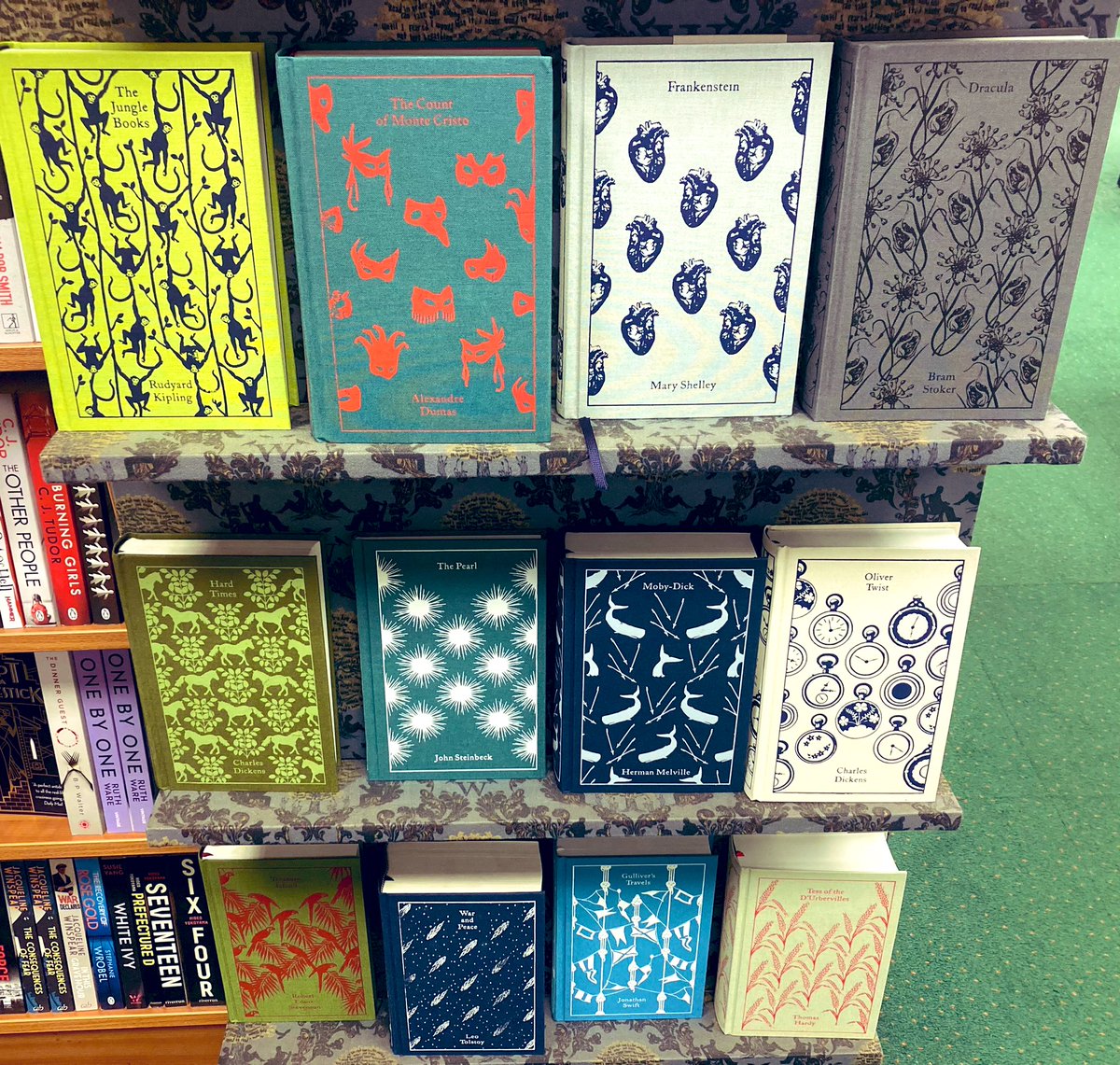WStonesworthing's tweet photo. Worried about what to get your book lover friends and family for Christmas? Look no further! Our clothbound classics are the perfect gift for any book worm! 🤩 https://t.co/zLOv18tUfD