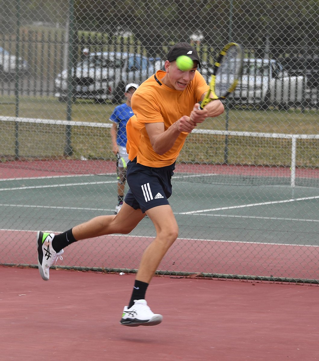 TennisSA's tweet photo. Your 2021 #Growthpoint Junior Masters Boys Under-18 finalists 🤘

➡️ Alexander Edley 🆚 Wian Roothman

Who will take the trophy? 

#GrowthpointTennis I 📸 Frennie Shivambu https://t.co/G7rYNuYz4X