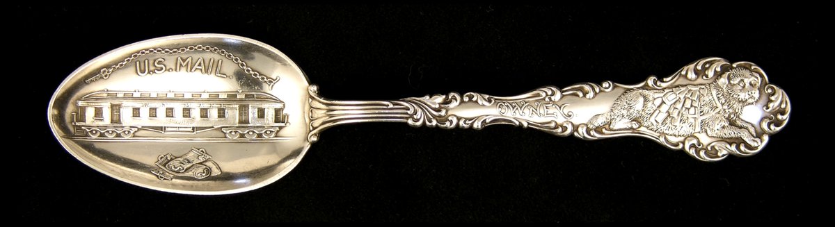 KelliHuggins's tweet photo. #museum30 spoon: One of my favorite pieces of Owney ephemera I've come across in my @FindingRRJack project is this commemorative spoon for the exhibit of Owney's taxidermied body at the 1904 St. Louis World's Fair. I love the little details. Photos from the National Postal Museum https://t.co/tmZ9S2LZUv