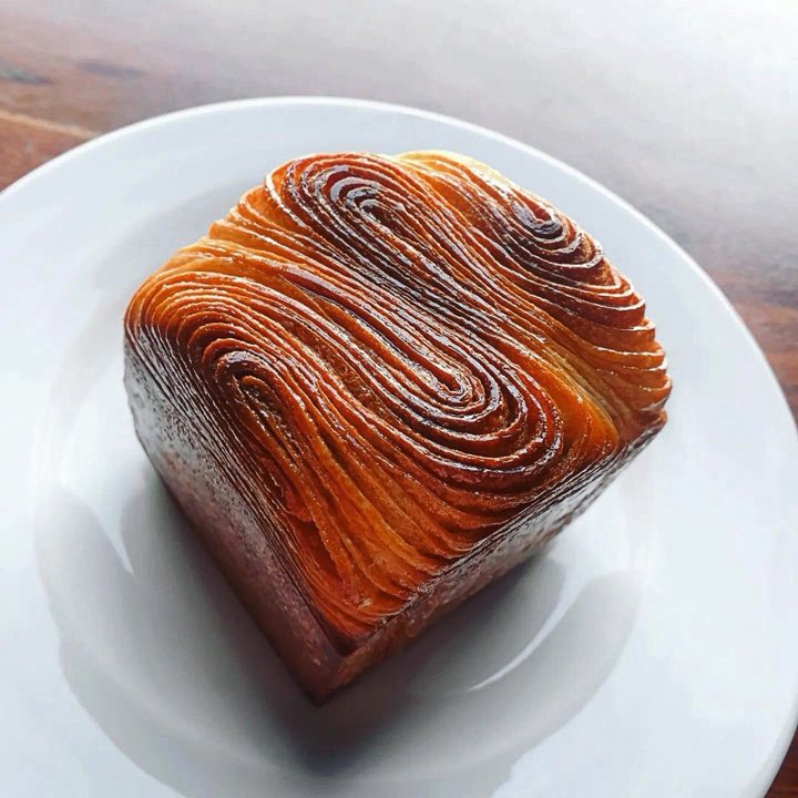 <a href="/RikOostenbroek/">Rik Oostenbroek</a> I saw this pretty bread on reddit and had to think of you