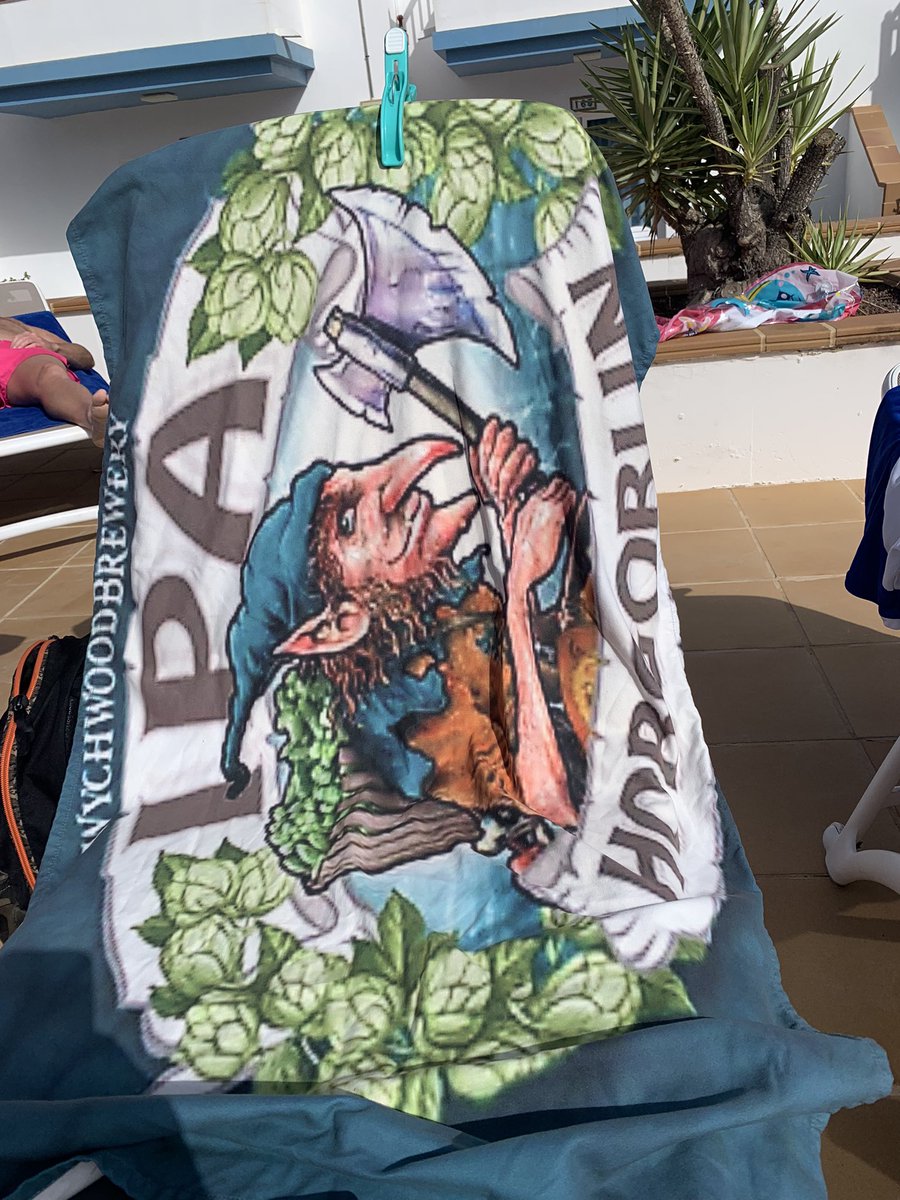 Cheeky getaway to <a href="/Fuerteventura/">Fuerteventura </a> again for some winter sun let’s see if we can find some more <a href="/HobgoblinBeer/">Hobgoblin</a>  🤞🏾 wish me luck #goblineer #holiday #Fuerteventura #sun #beer #holiday