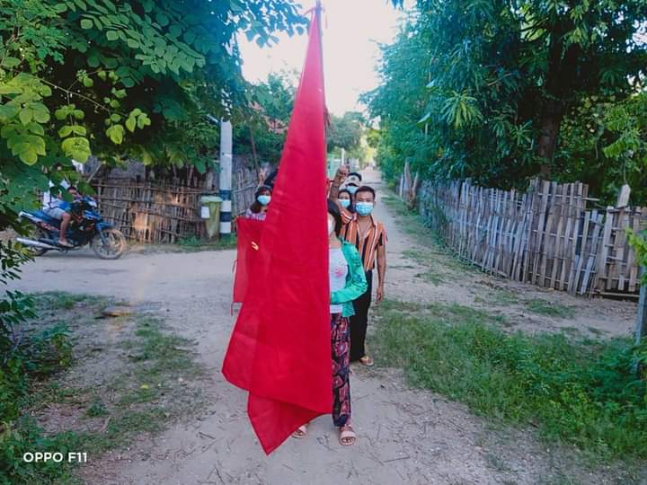 Sweet_Potatos's tweet photo. Residents from Kyay Sar Kya village, Yin Marpin, rallied and chanted slogans to overthrow the military junta.

LEGALIZATION OF NUG
#WhatsHappeningInMyanmar
#Nov7Coup https://t.co/onrFtyJyei