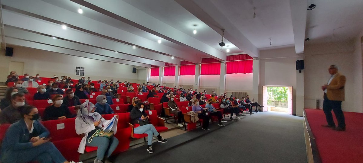 Kurum Müdürümüz Hasan Gök'ün "Bilsemde Çocuğum Var" adlı semineri eşliğinde velilerimizle tekrar bir araya gelmenin mutluluğunu yaşadık. <a href="/BilsemMeb/">mehmet dur</a> <a href="/mramazanbarin/">Ramazan Barın</a> <a href="/istmem_oer/">İstanbul İl Özel Eğitim ve Rehberlik Hizmetleri</a> <a href="/FatihilceMEM/">Fatih İlçe Millî Eğitim Müdürlüğü</a> <a href="/hasangok76/">Hasan Gök</a>