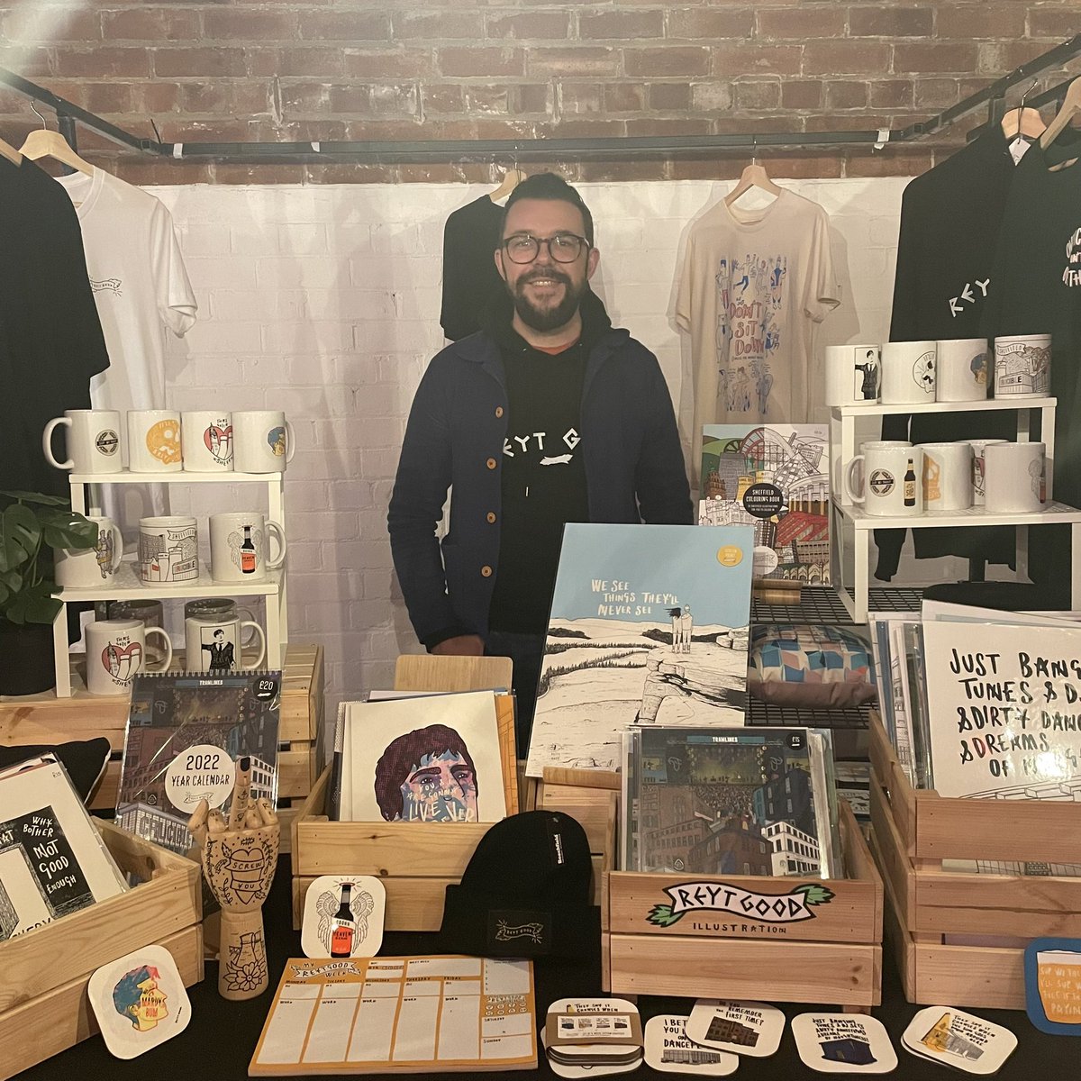 GoodReyt's tweet photo. Had so much fun at @peddlerMKT this weekend. Thank you to everyone who came to the stall, was great chatting to everyone #sheffield #Sheffieldissuper #sheffieldart https://t.co/zj8hzZYHeH
