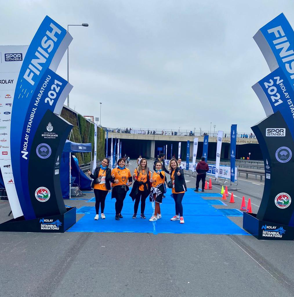 Bahçeşehir Koleji Tekirdağ Kampüsü olarak İstanbul Maratonu 15K koşusunda TOFD (TÜRKİYE OMURİLİK FELÇLİLERİ DERNEĞİ) için yer aldık.🧡

Profildeki linke tıklayarak siz de bağışlarınızla TOFD’a destek olabilirsiniz.