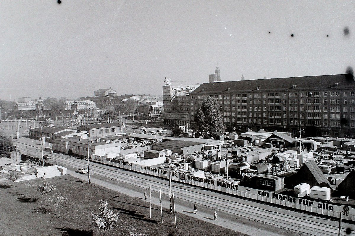 #Dresden 
Am See, Blickrichtung Postplatz
1978