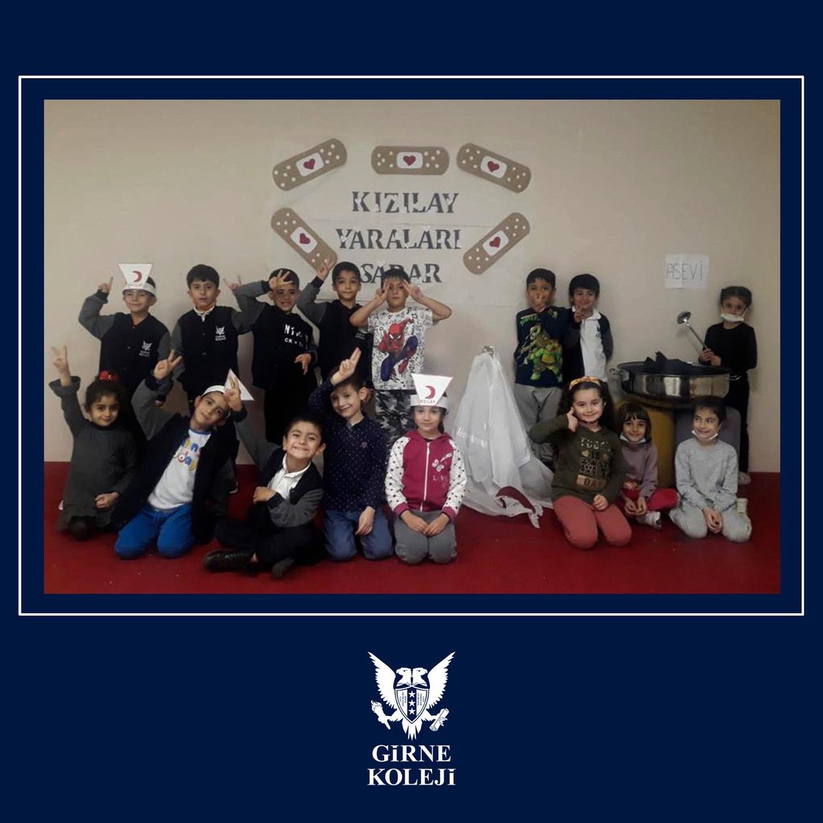 Girne Koleji ilkokul öğrencilerimizin Kızılay Haftası kapsamında yaptıkları etkinliklerden kareler… #kızılayhaftasıetkinlikleri #GirneKoleji #DünyanınKapılarıSanaAçık