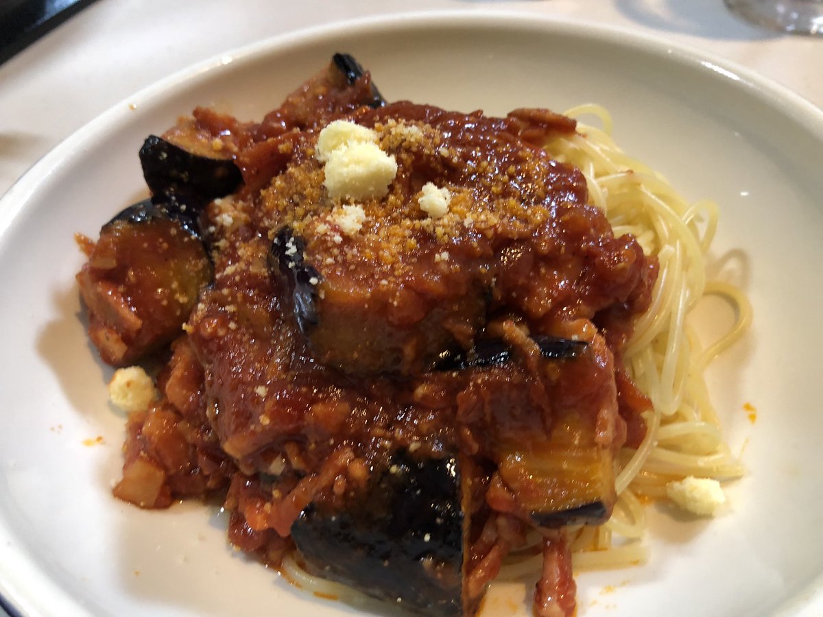 pregoex_staff's tweet photo. 本日はチキンステーキとアマトリチャーナというパスタを😏💡
ベーコンひとつ買ったつもりが買い終わった後なぜかカゴに二つ入ってるという🥲💦ﾁｰﾝ https://t.co/VoVIXLkCYs