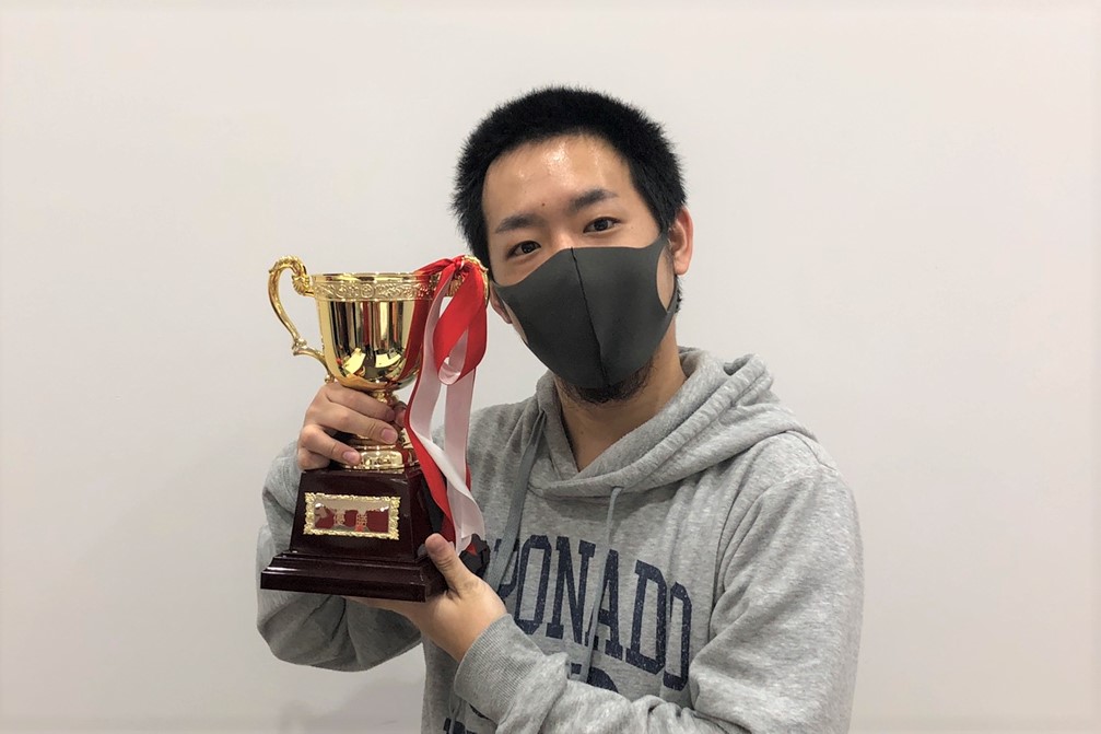 hareruya_Media's tweet photo. 【カバレージ】ブロッカーを除去して《ウォーターディープの黒杖》が攻撃へと送り込まれると、勝負は決した。イゼット一強と思われたパイオニアを制したのは、アーティファクト盛り沢山のアゾリウスエンソウルだった!The Last Sun 2020優勝は京極 匡将!おめでとう!!
#mtgjp #TLS20 https://t.co/4OxLzizTbE