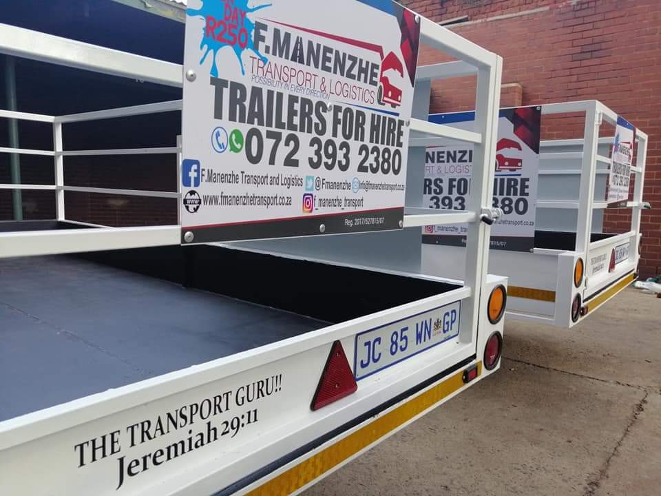 FManenzhe's tweet photo. Bakkies and trailers for hire, you can call or whatsapp 0723932380.💪💯
We do both short and long distances.
Na Venda ri ya swika, vhare na mihwalo kha vha ri kwame.
#Gracework 🙌
#The_Transport_Guru💀
#F_Manenzhe_Transport_and_Logistics 🔥 https://t.co/lKtngfOMsS