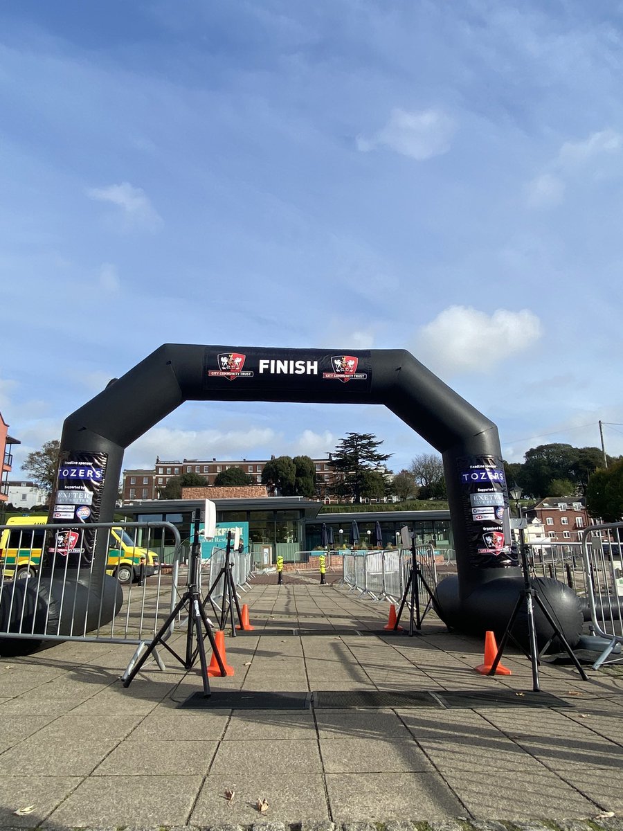 ExeterCCT's tweet photo. 🥇🥈🥉 We’re here at the finish line

Not too long to go till the front runner crosses the finish line, we’ll see you there.

#ExeterMarathon #ELBMarathon https://t.co/osOjOsYGA3