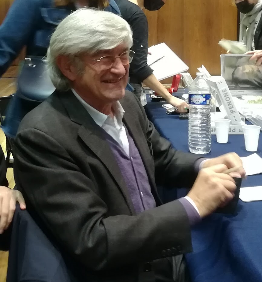 ParallaxeM's tweet photo. #Penone #PensieriELinfa #SèveEtPensée
Quelle oeuvre ! Quelle sève !
Rencontre passionnante hier avec #GiuseppePenone, et Jean-Christophe Bailly, #AlfredPacquement, etc., et des lectures vibrantes de #JacquesBonaffé
#BnF #expoPenoneBnF https://t.co/UjBvzy69Rf