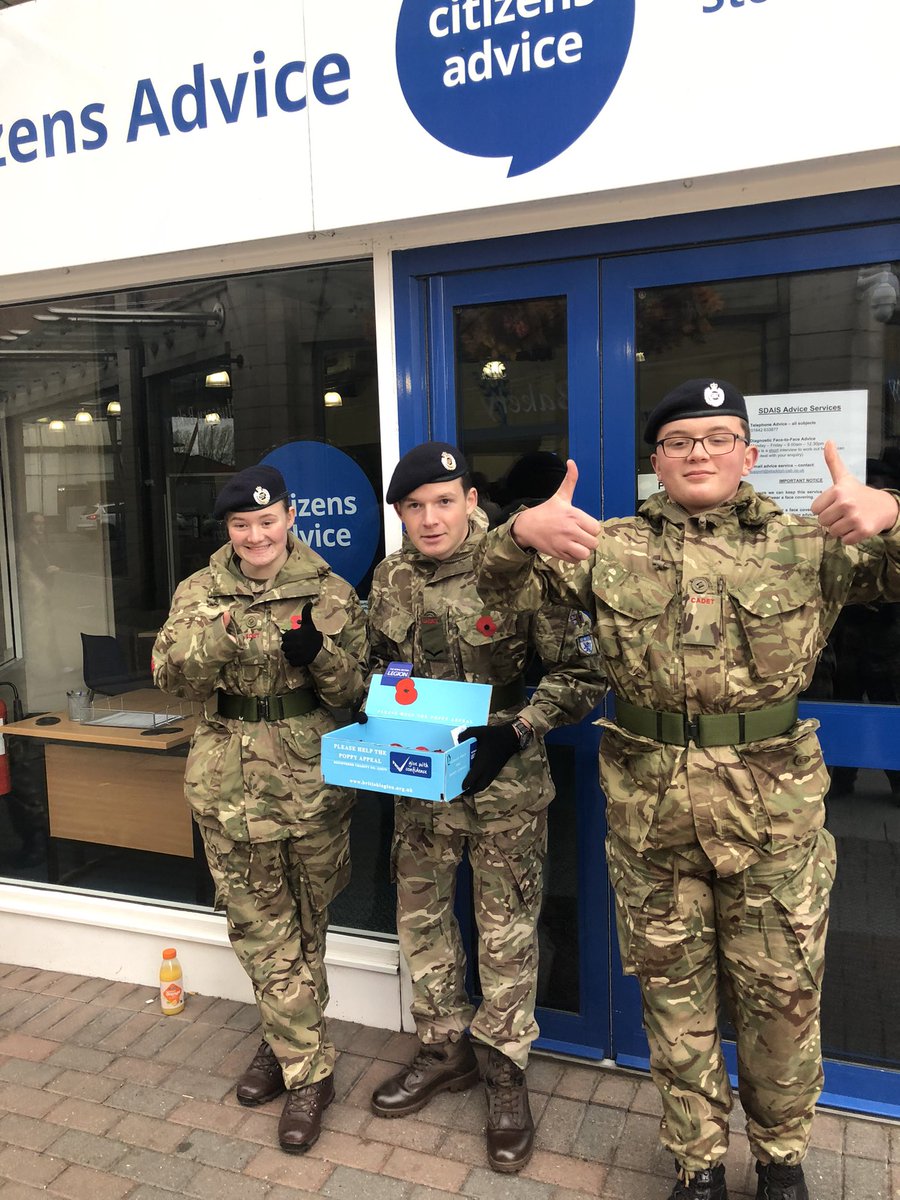 Out supporting the RBL yesterday with all our great cadets <a href="/OCACompanyCACF/">Darren Hunter - Deputy Commandant Cleveland ACF</a> @2ic_A_Coy_CACF <a href="/NationalACSMI/">National Army Cadet Command Sergeant Major</a>