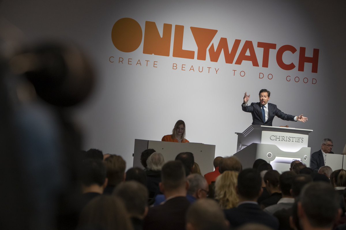 Only Watch tweet media