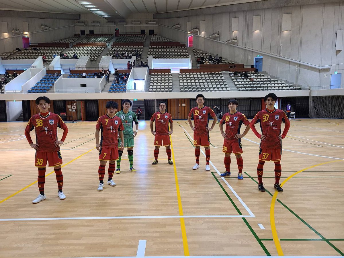 ibarakifut's tweet photo. 【1回戦 第3試合】
アミーガ エスピナス vs マルバ水戸FCセカンド
3-6(1-4 2-2)

【1回戦 第4試合】
神栖オーシャンズ vs C.A.コルージャ
0-3(0-2 0-1)

【茨城県リーグ第４節】
オランジェ ラリーリオvs 流通経済大学
7-2(2-0 5-2) https://t.co/XfUUB4oCtc