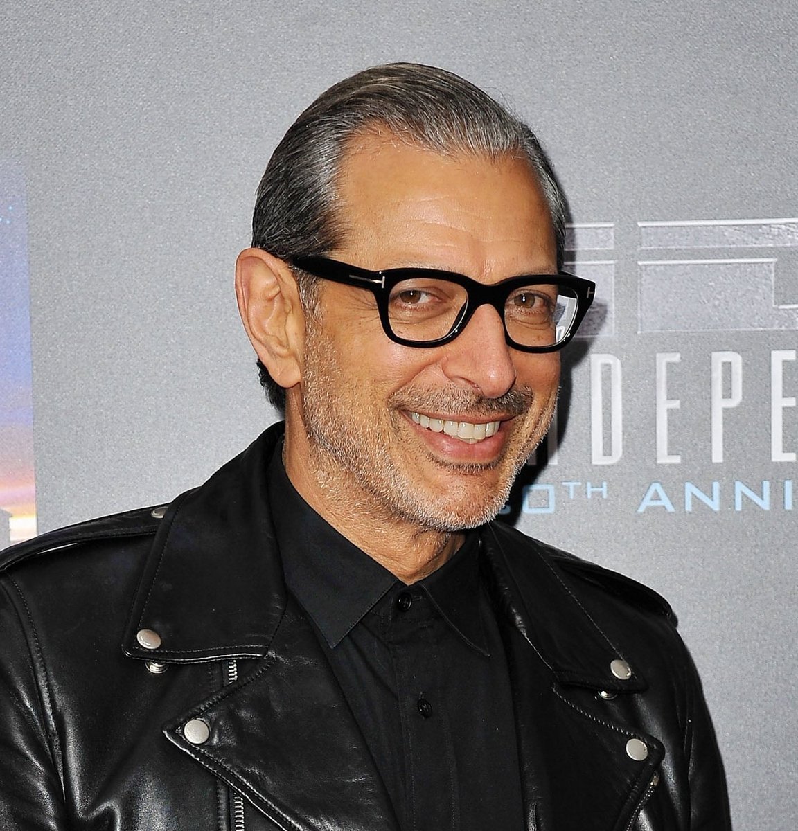 Killerflowers87's tweet photo. @mjmfrance Well we all know who would play my vamp in a live action movie! The one and only #JeffGoldblum #SVS #SVSNFT #NFT #NFTCommmunity #OnlyFangs #Vampire #1BloodIs1Blood https://t.co/NAswzcjpKF