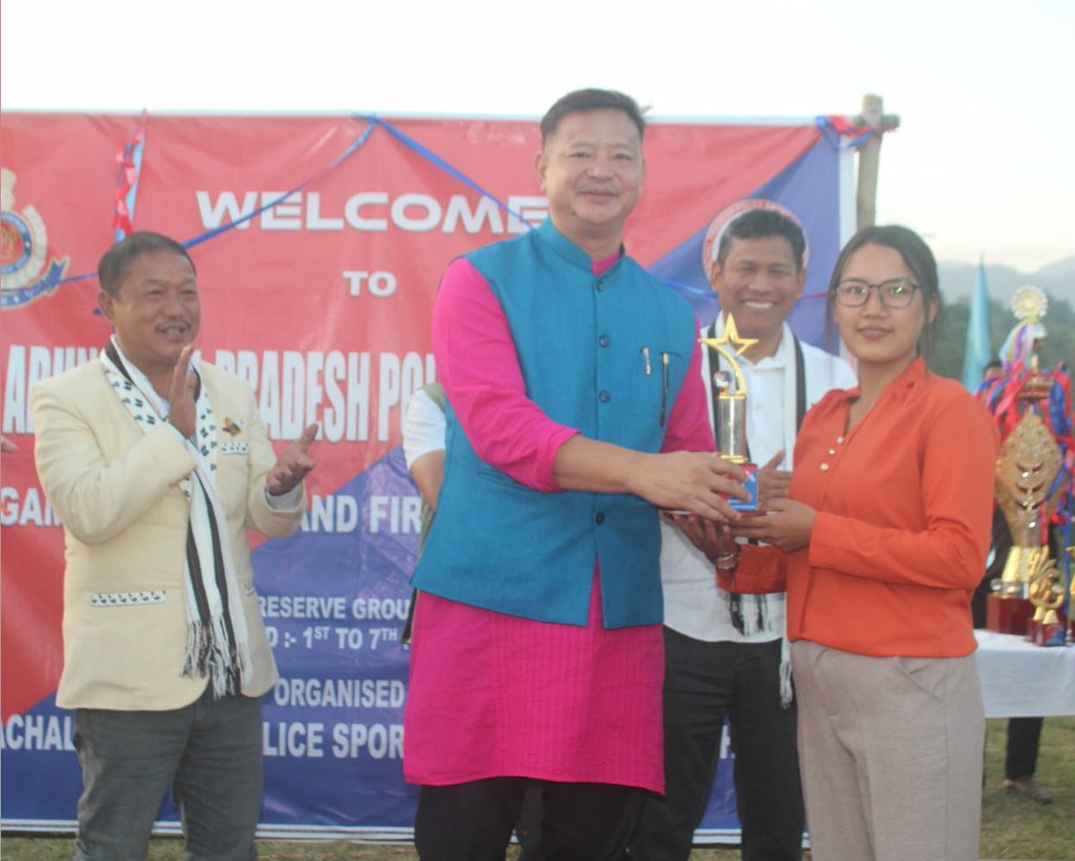 tamephassangBJP's tweet photo. I joined Hon'ble Minister (Home) Shri @bamangfelix ji, HMLA's  @HayengMangfi ji, @OjingBJP ji, @JikkeTako ji, HMLA cum Advisor @nyamarkarbak ji &amp; others for witnessed the games &amp; sports competition programmes of 49th APP raising day at BN ground, Itanagar this afternoon. https://t.co/hFlTmQ3DiG