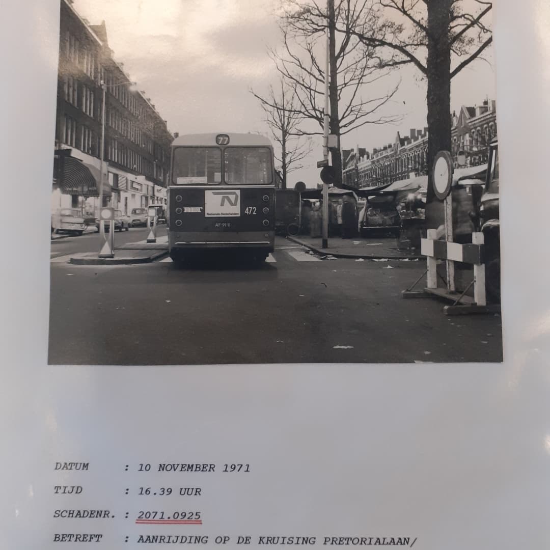 ericvdommelen's tweet photo. Hoort ook bij je "opleiding". Foto's kijken uit de oude doos....;-) Leuk om de beelden te zien uit je eigen stadje en wijk #oudedoostweet. @RETRotterdam #CCVL https://t.co/5MbwXeAQy9