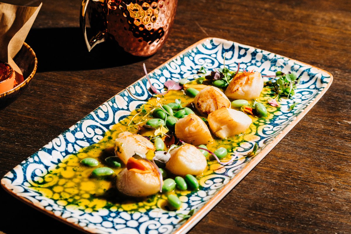 PlateaMAD's tweet photo. 🍴Qué te apetece para hoy: ¿sabores del mar o de la tierra?
Echa un ojo a las nuevas cartas de #ElPatio y el #Restaurante (Planta -1) y no te quedes con las ganas: https://t.co/VHNyLSIgvP
Nos vemos todos los viernes, sábados y domingos en el #PlateaWeekend ✨ https://t.co/1W3IU5sXHh
