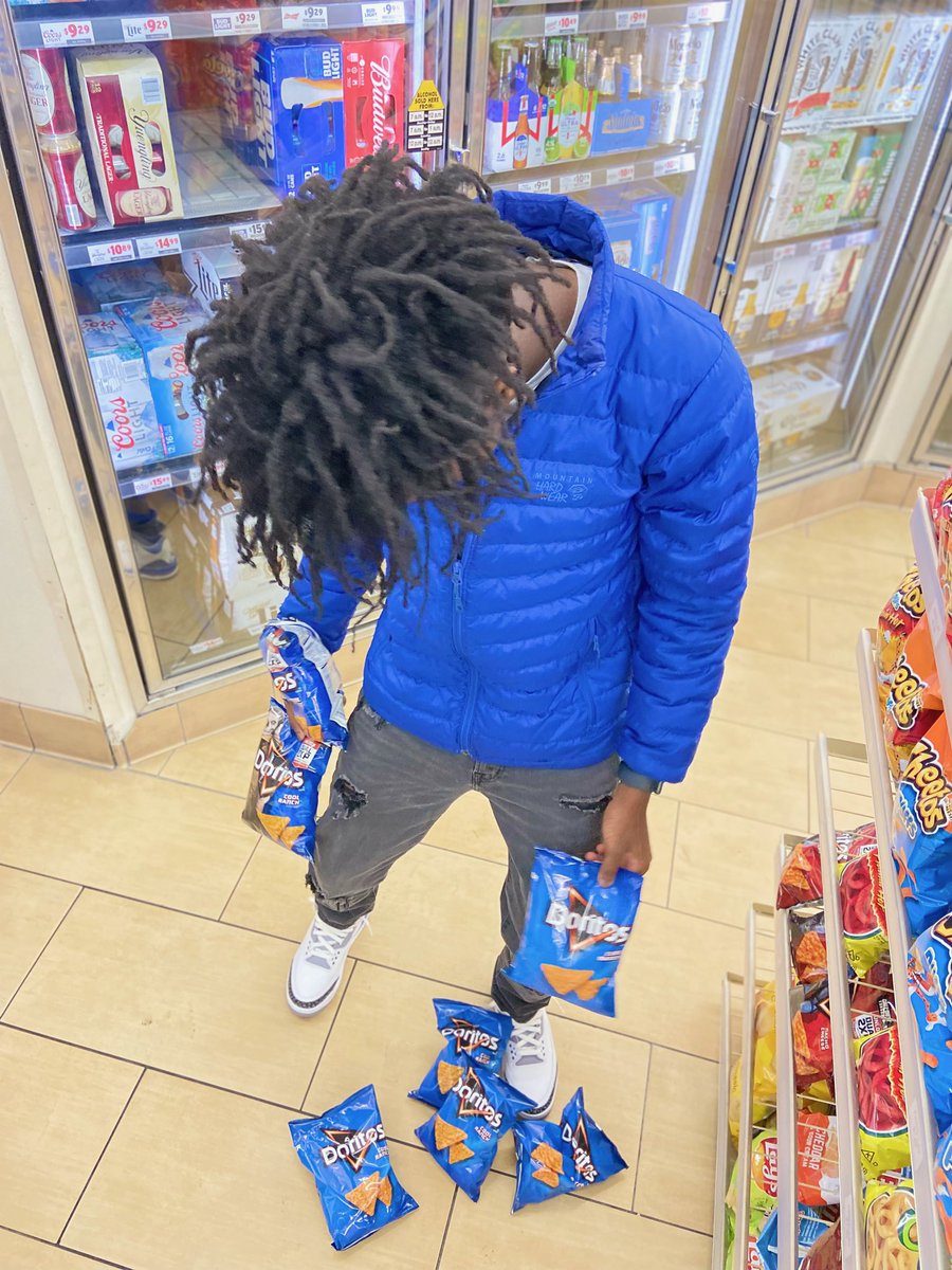 iamkb_318's tweet photo. I GOT KILLERS THAT I LOVE AND THEY DONT RAP🖤🥷🏾. #3LB4L🖤🩸 #MRHM🖤🤝 https://t.co/tnihOZvyuD