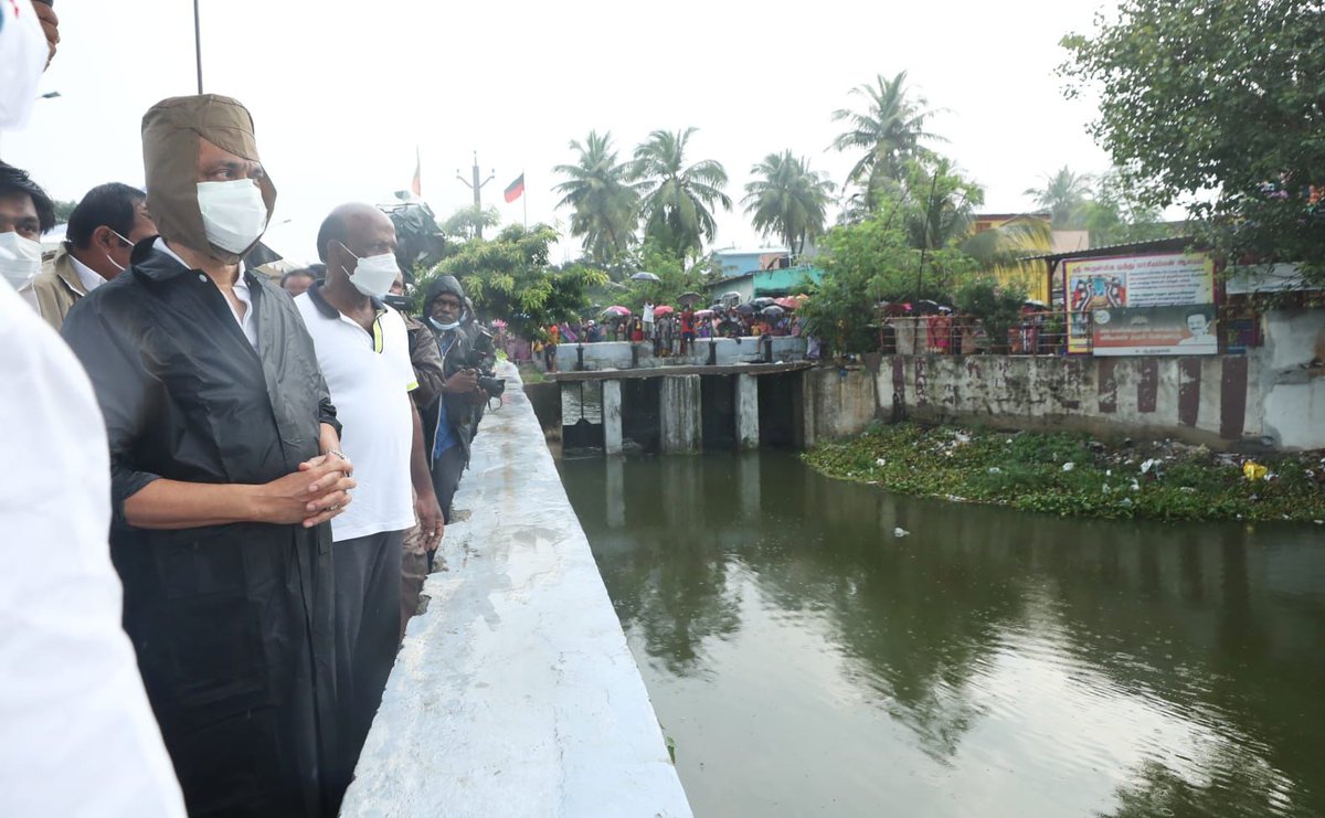 arivalayam's tweet photo. ‘மாண்புமிகு தமிழ்நாடு முதலமைச்சர் @mkstalin அவர்கள் சைதாப்பேட்டை, கோட்டூர்புரம் உள்ளிட்ட பகுதிகளில் மழைவெள்ள பாதிப்புகளை ஆய்வு செய்து, நிவாரண உதவிகள் வழங்கி வருகிறார்’

#DMK #CMMKStalin #NorthEastMonsoon https://t.co/SSUfzmmCe5