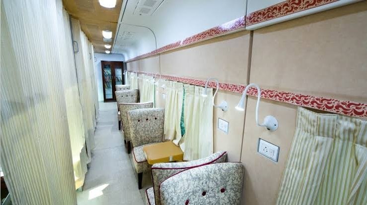 AskAnshul's tweet photo. IRCTC to depart its first train on Ramayan Circuit; will cover prominent places associated with Shri Ram.

It'll cover Ayodhya, Nandigram, Sitamarhi, Janakpur, Varanasi, Prayag, Shringverpur, Chitrakoot, Nashik, Hampi

Rameshwaram will be the last destination of this train tour. https://t.co/nJhI0y9Eea